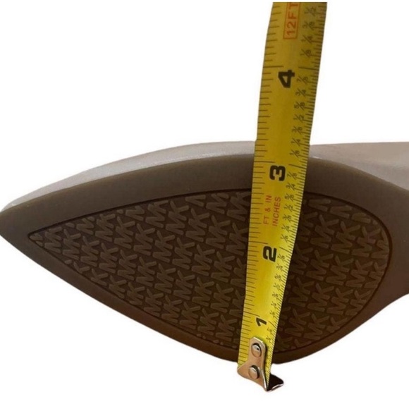 BRAND NEW Michael Kors Dorothy Flex Pump - Picture 2 of 8